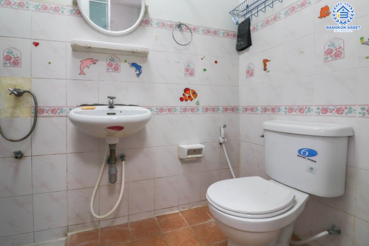 *****บ้านแฝดมือสองย่านนนทบุรี ม.สวัสดีการ์เด้นวิลล์ บางใหญ่-กาญจนาภิเษก บนเนื้อที่ 39.5 ตร.ว. ฟังก์ชัน 3 ห้องนอน 2 ห้องน้ำ 2 ที่จอดรถ แถมฟรี! 3 เครื่องปรับอากาศ บรรยากาศเงียบสงบ ทำเลดีมาก ใกล้ตลาด, ทางด่วน "ศรีรัช" และรถไฟฟ้าสายสีม่วง "สถานีตลาดบางใหญ่"